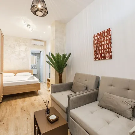 Apartamento Noon Santorini By Pikhost Palasë